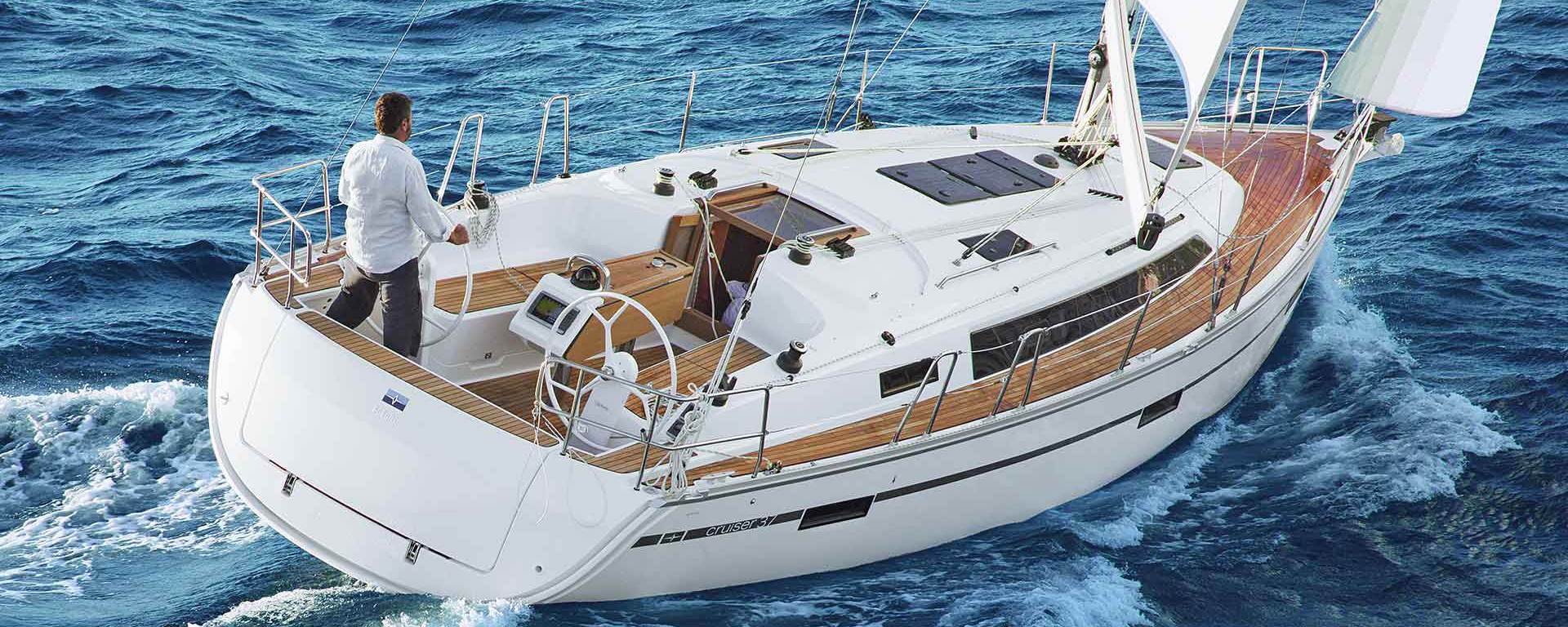 Bavaria 37 Zeedraak huren zeilend